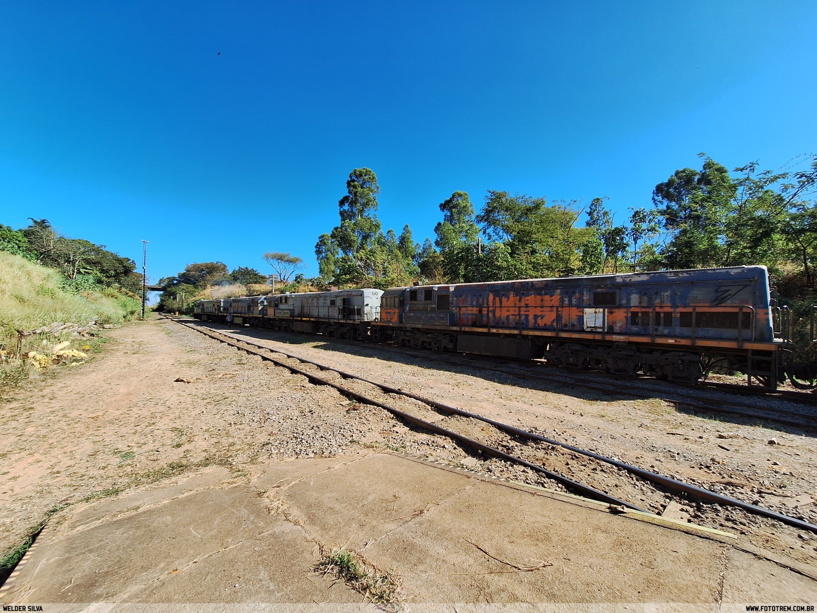 VLI GE U22C 2803 em Catalão - GO