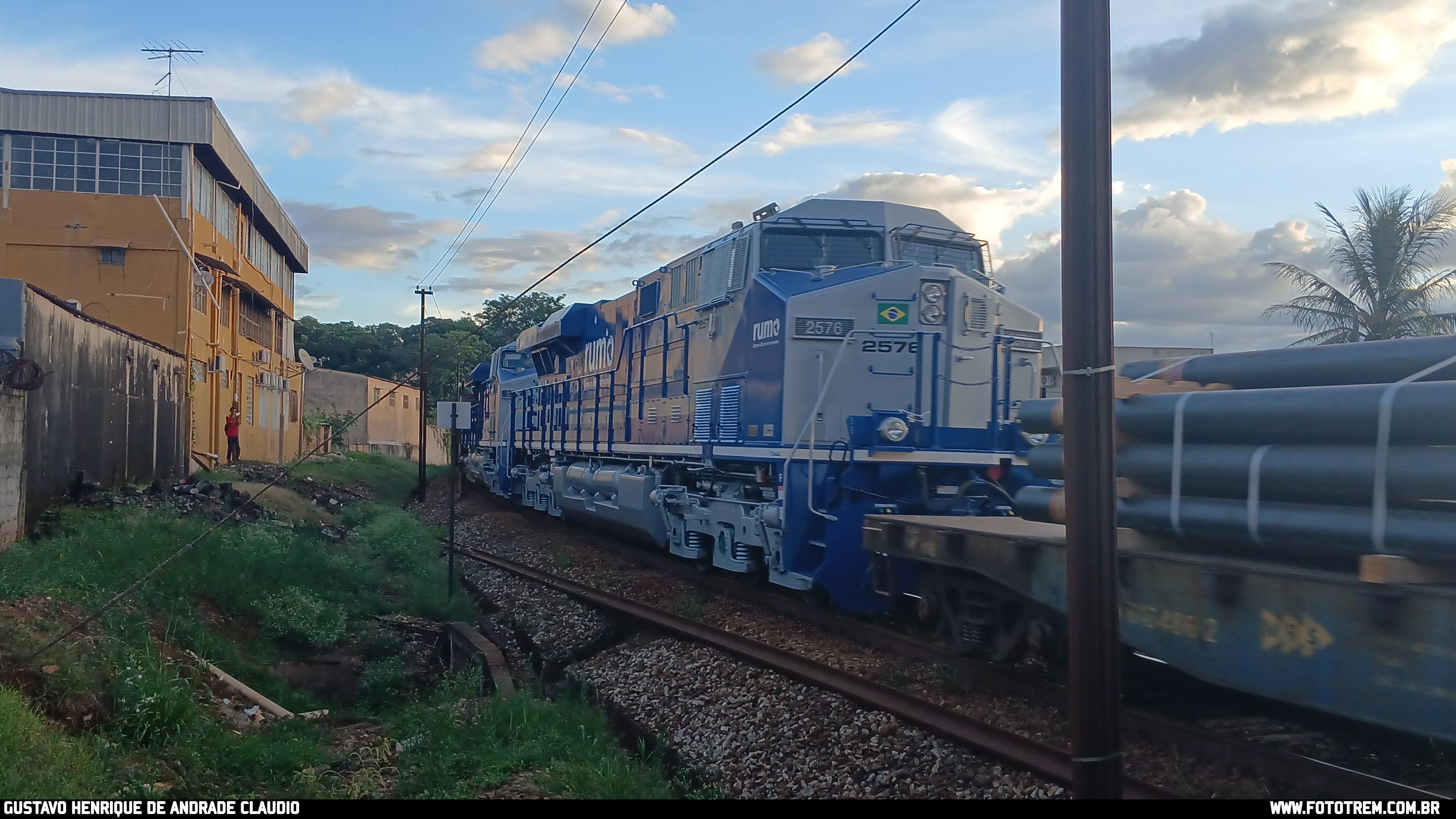 Foto Trem - Rumo WABTEC ES44ACi 2576 em Mário Campos - MG