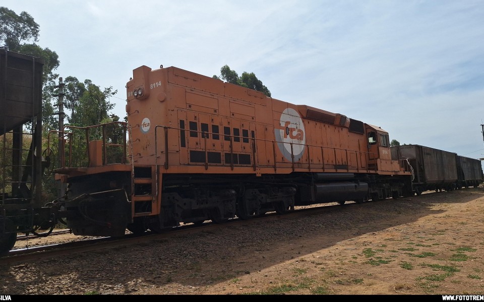 VLI · EMD SD40-T2 BB 8114 em Goiandira · GO