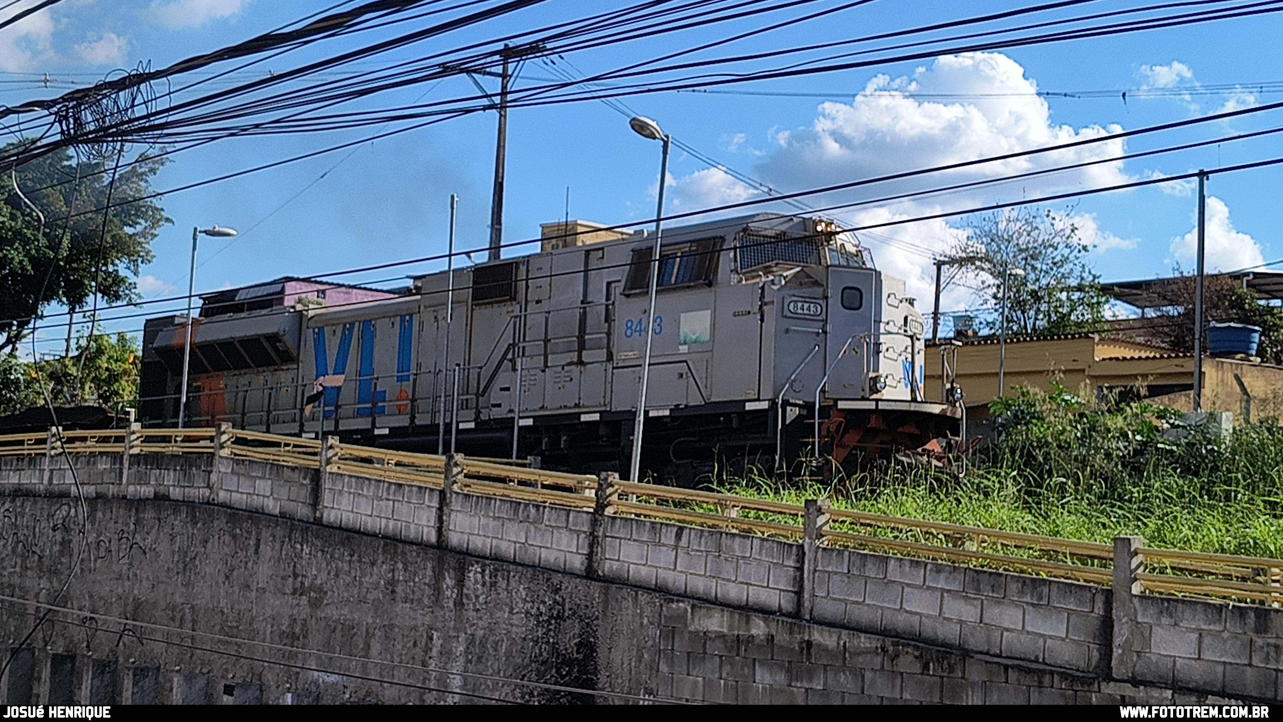 Foto Trem - VLI EMD SD70Ace-BB 8343 em Betim - MG