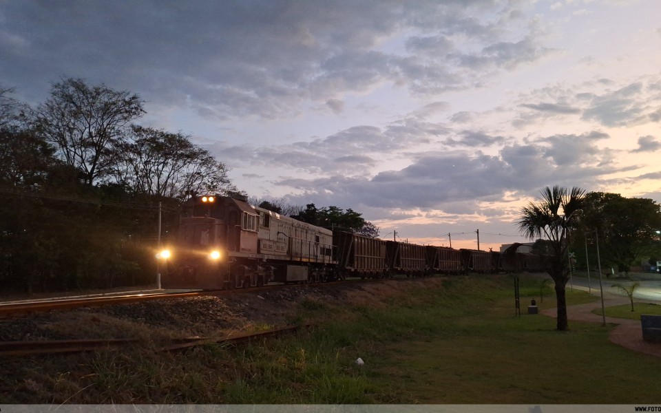 VLI GE U22C 2804 em Catalão - GO