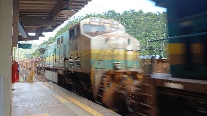 EF Vitória Minas GE BB40-9WM 1243 em João Monlevade - MG
