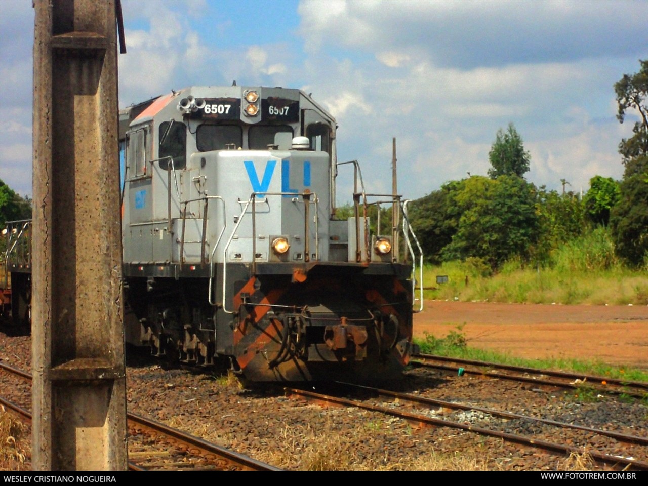 Foto Trem - VLI EMD SD40-2 BB 6507 em Casa Branca - SP